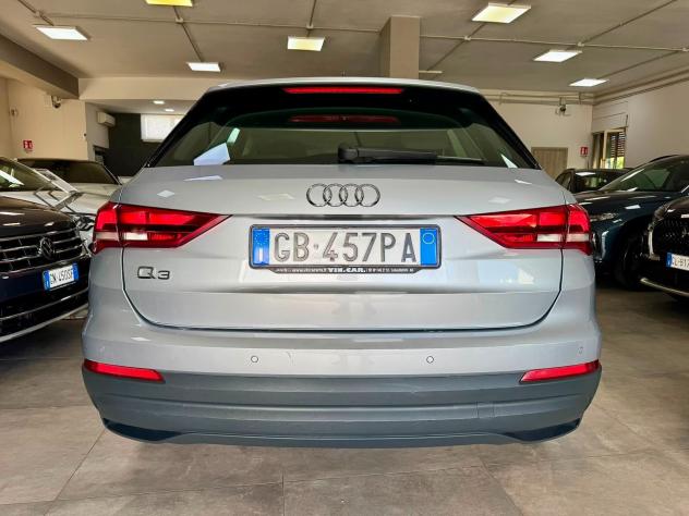Audi Q3 35 2.0 TDI S tronic Business 2020 - Foto 6