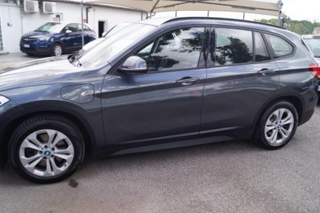 BMW X1 xDrive25e Advantage cameraPDC potenza totale 220CV rif. 23699011 - Foto 2