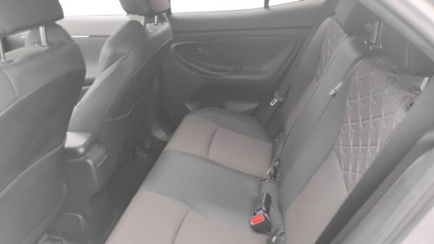 Toyota Yaris Cross 1.5H (116 CV) E-CVT Lounge - Foto 6