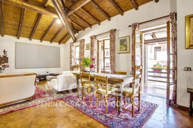 Villa di 400 m² con più di 5 locali e posto auto in vendita a Rancio Valcuvia - Foto 8