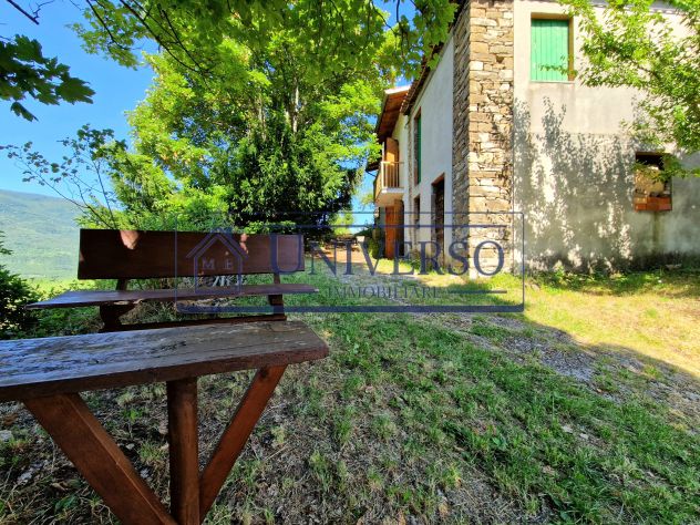 CASA SEMI INDIPENDENTE SU DUE LIVELLI CON TERRENO - Foto 6