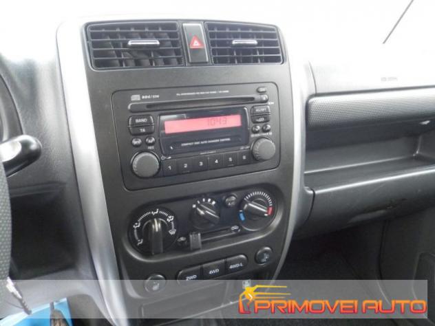 SUZUKI Jimny 1.3i 16V cat 4WD Comfort rif. 21773454 - Foto 2