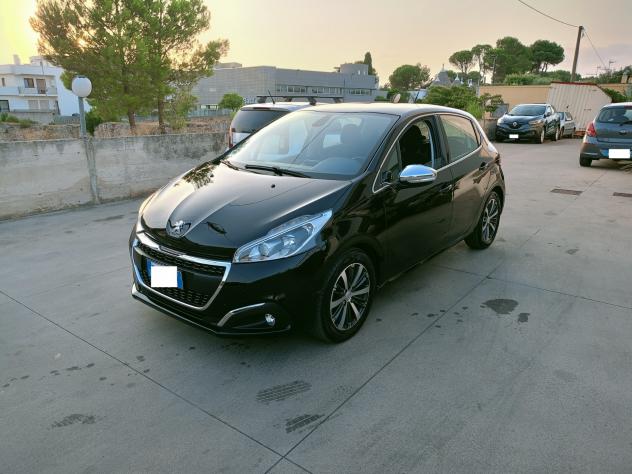 Peugeot 208 1500 HDi diesel 75cv