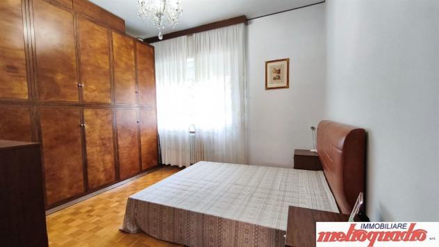 FOSSOLO AMPIA METRATURA CON TERRAZZO ABITABILE E GARAGE DOPPIO - Foto 14