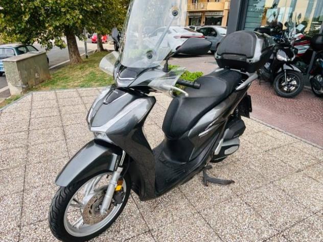HONDA SH 150 TUTTO INCLUSO ANCHE PASSAGGIO! MINI RATE rif. 24230698 - Foto 3