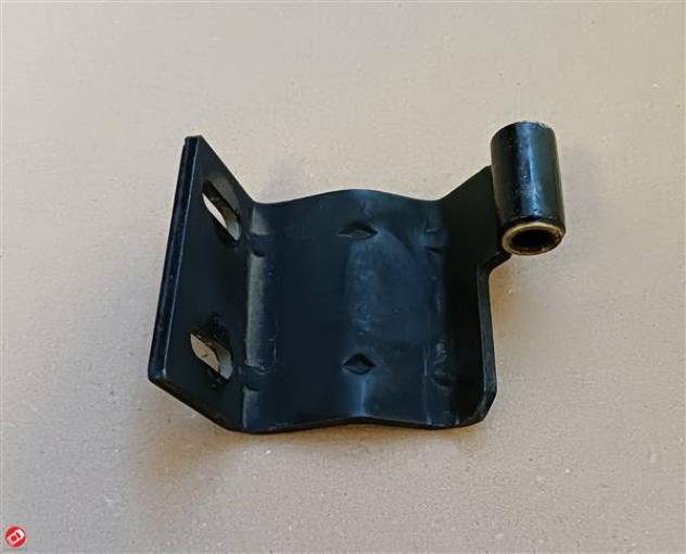 CERNIERA SX PORTELLONE CH26