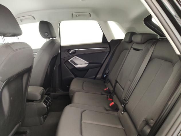 Audi Q3 2.0 35 TDI S Tronic Business Advanced - Foto 9