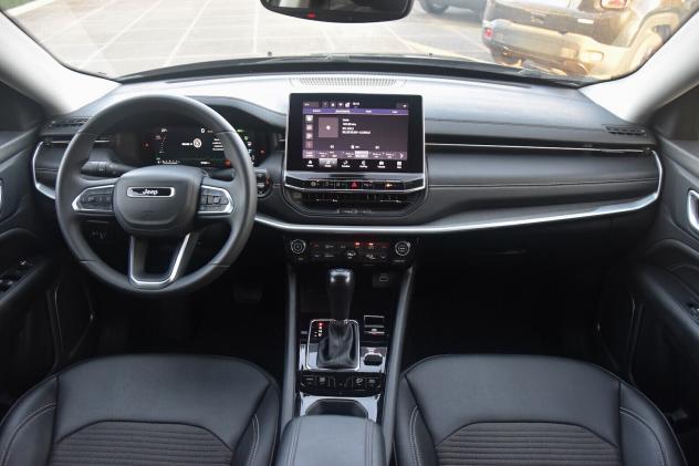 Jeep Compass 1.3 T4 190cv PHEV 4xe AT6 Limited - Foto 10