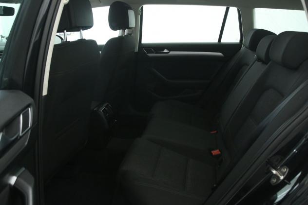 Volkswagen Passat 2.0TDI 150CV Business BMT DSG Winter pack/Park Pilot - Foto 8