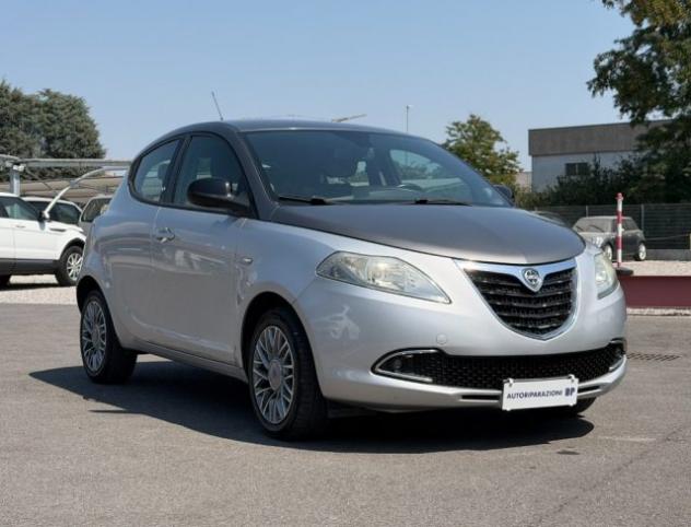 LANCIA Ypsilon 1.2 69 CV 5 porte S&S Gold rif. 24013849