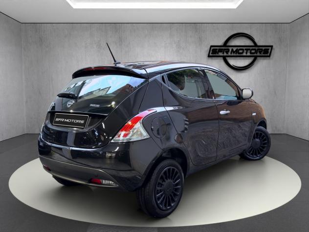 Lancia Ypsilon Hybrid 1.0 71cv - PROMO/IVA ESP. - Foto 4