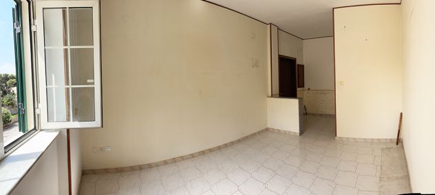 Pozzuoli appartamento 160 mq oltre balconate.