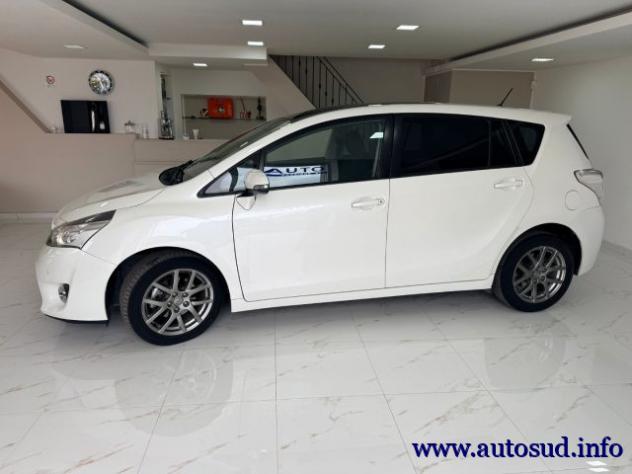 TOYOTA Verso 2.0 D Active 7 posti rif. 23896893 - Foto 4