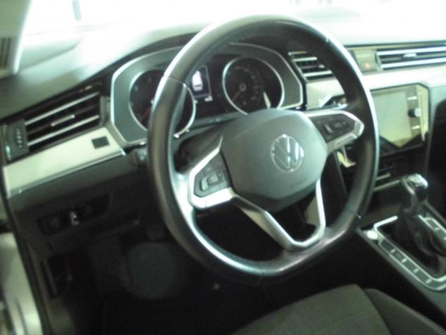 Volkswagen Passat Variant 2.0 TDI SCR EVO Business - Foto 9