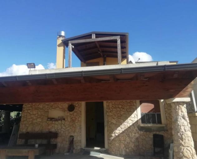 Immobile in asta di 1750 m² con più di 5 locali in vendita a Taviano - Foto 2