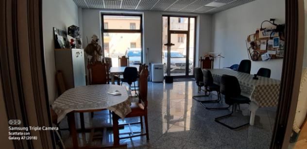 Immobile di 100 m² con 2 locali in affitto a Acqui Terme - Foto 3