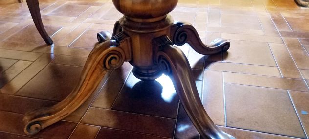 Elegante Set Sala da Pranzo: Tavolo Rotondo Allungabile + 6 Sedie in Legno Masse - Foto 4