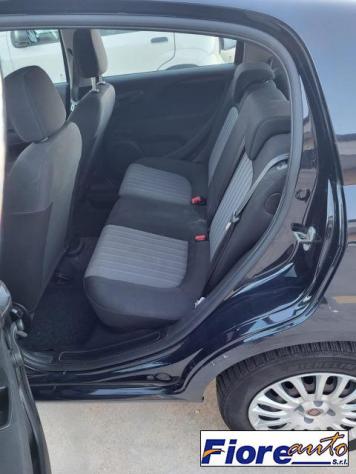 FIAT - Punto - 1.3 MJT II S&S 95 CV 5p. Street - Foto 10