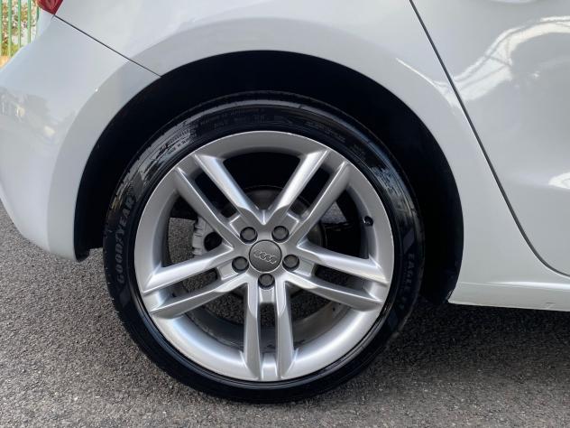 Audi A1 1.6 TDI S tronic S line edition - Foto 10