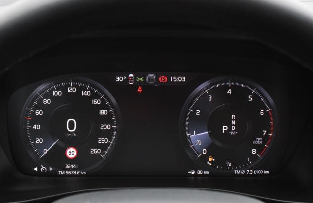 VOLVO XC40 (2017--) XC40 T2 automatico Essential - Foto 10