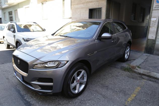 Jaguar F-Pace 2.0 D 180 CV AWD aut. Chequered Flag - Foto 6