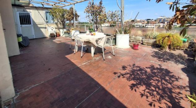Attico / Mansarda di 136 m² con 4 locali in vendita a Bologna - Foto 2