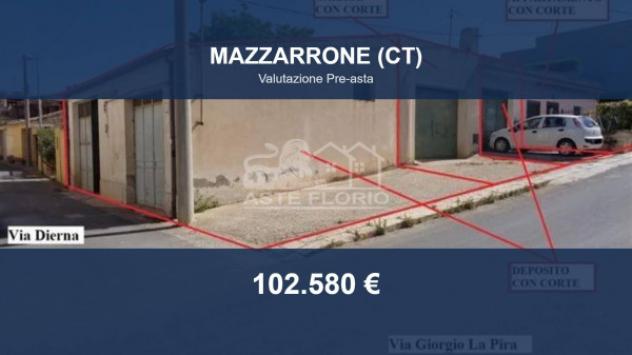 Immobile in asta di 90 m² con più di 5 locali e box auto in vendita a Mazzarrone