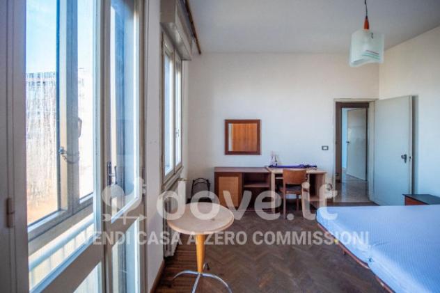 Appartamento di 140 m² con 2 locali e box auto in vendita a Modena - Foto 19