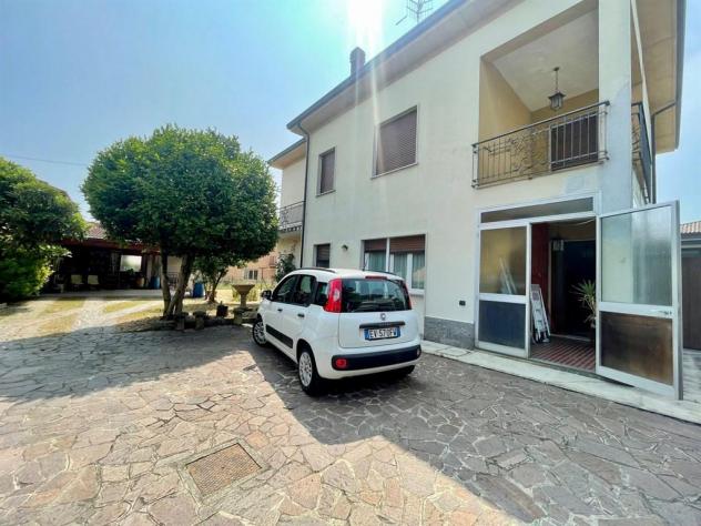 VILLA SINGOLA BIFAMIGLIARE COMPOSTA DA 2 QUADRILOCALI - GIARDINO - Foto 14