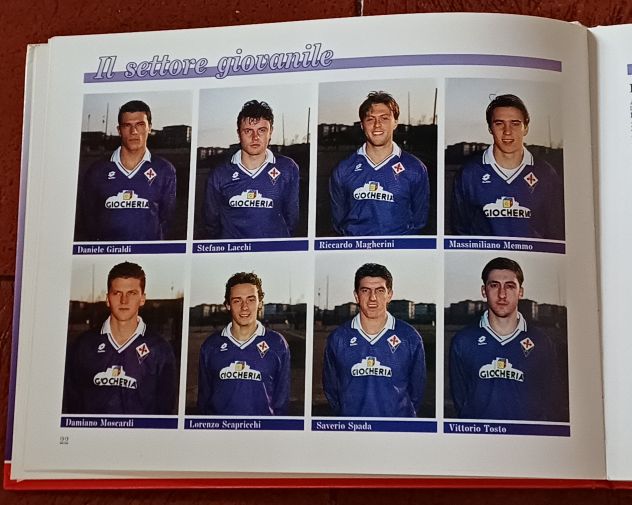 "Fiorentina 91-92", pubblicato nel dicembre 1991. - Foto 5