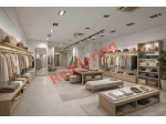 Locale commerciale in affitto a Lucca