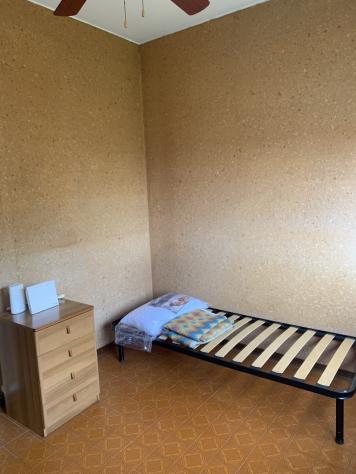 Stanza in appartamento in affitto a Novara