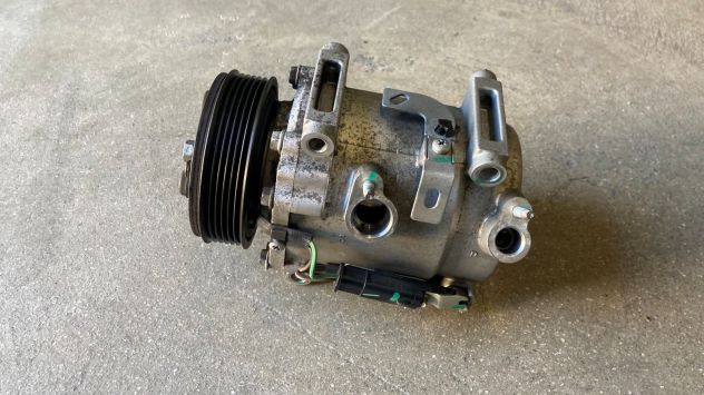 Compressore climatizzatore Peugeot 208 1.2 benzina del 2021 (9827596080)