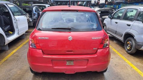 Ricambi vari Suzuki Swift 1.3 benzina 4x4 del 2010 - Foto 3