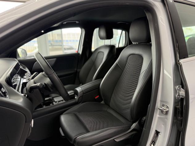 Mercedes-benz GLA 180 d Automatic Premium - Foto 8