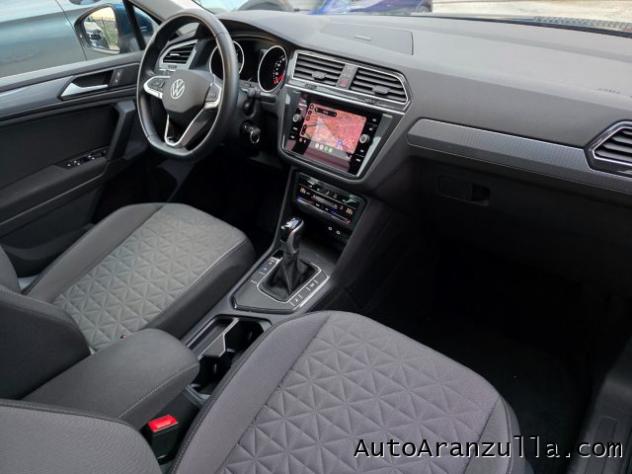 VOLKSWAGEN Tiguan 2.0 TDI 150CV SCR DSG Life Navi - Fari Led rif. 23745237 - Foto 9