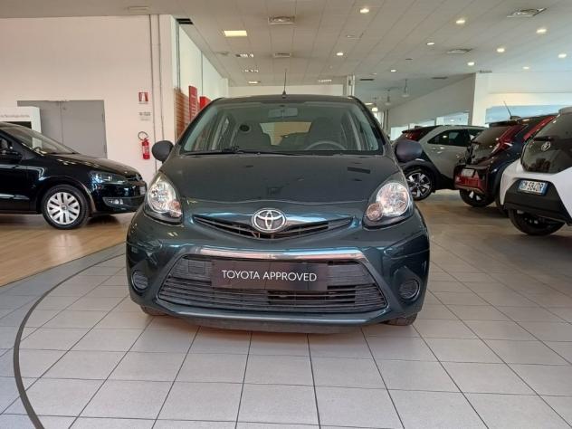 Toyota Aygo 2ª serie 1.0 VVT-i 69 CV 5 porte x-cool - Foto 4