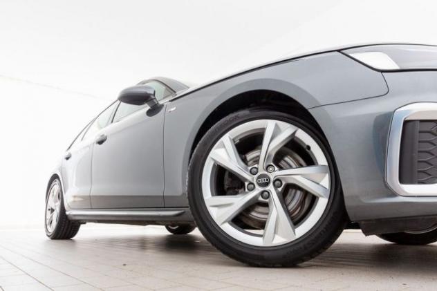 AUDI A4 Avant 35 TDI S tronic S line Sline rif. 22366524 - Foto 4