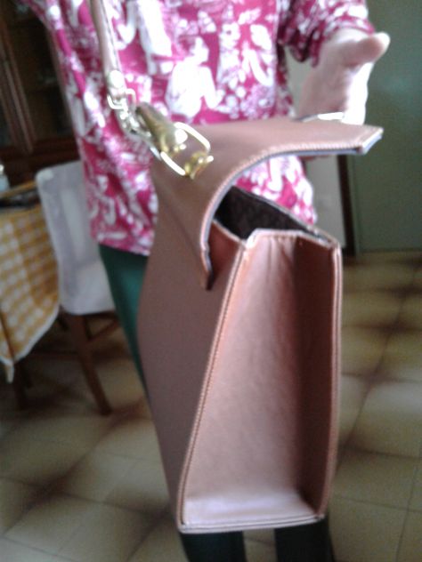 BORSETTA IN TESSUTO PLASTIFICATO - Foto 2
