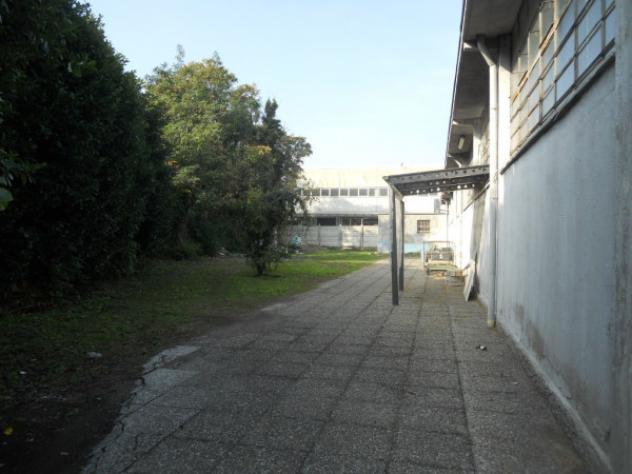 Immobile di 1000 m² con 4 locali in affitto a Settimo Milanese - Foto 10