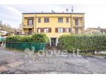 Appartamento di 140 m² con 5 locali e box auto in vendita a Grantola