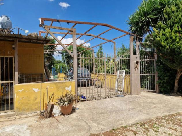 Immobile in asta di 230 m² con più di 5 locali e box auto in vendita a Niscemi - Foto 4