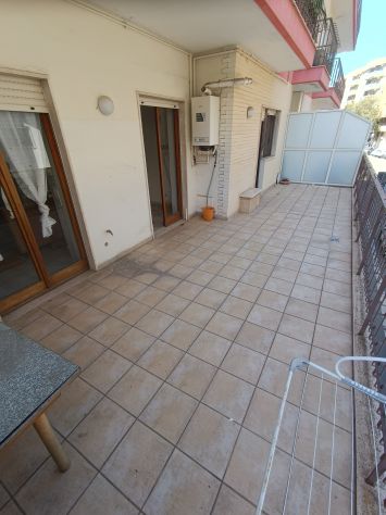 SINGOLA CON TERRAZZA PER STUDENTE - Foto 8