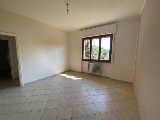 Quadrilocale in affitto a Sarzana - Foto 14