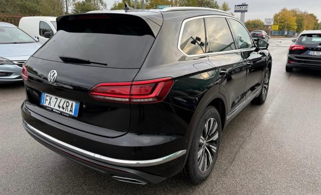 VOLKSWAGEN TOUAREG 3.0 V6 ADVANCED 231CV - FULL LED, VIRTUAL COCKPIT, PELLE - Foto 4