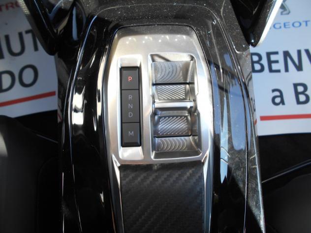 Peugeot 2008 136/145 Hybrid Allure CBC - Foto 6