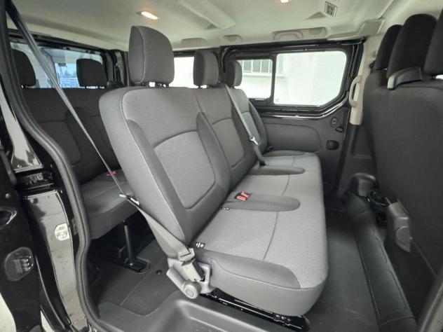 Nissan Primastar 2.0 dCi 150CV Aut PC-TN Bus - Foto 4