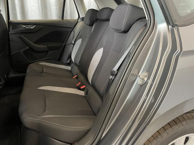 Škoda Kamiq 1.0 TSI Your Way 85kW - Foto 9