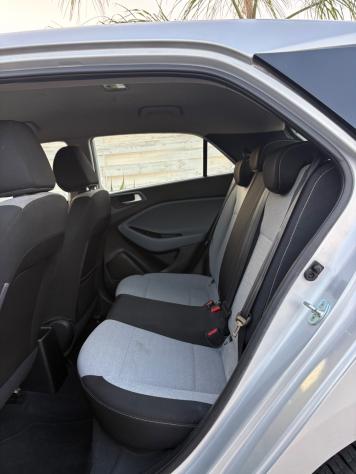 Hyundai i20 1.1 diesel 5 porte in pronta consegna - Foto 9