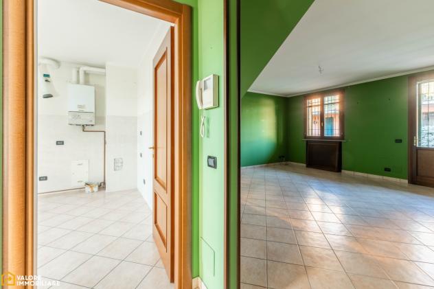 VILLA A SCHIERA di 4 vani e di 125 mq (SPINO D'ADDA) rif. 000001300 - Foto 11